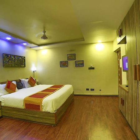 Shaleen Elegance Homestay Nakki Lake 400 Meters Маунт-Абу Экстерьер фото